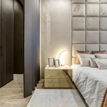 Апартаменти Stunning Near Avenue Liberdade