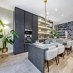 Stunning Near Avenue Liberdade Daire Lisboa