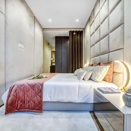 Stunning Near Avenue Liberdade Daire Lisboa